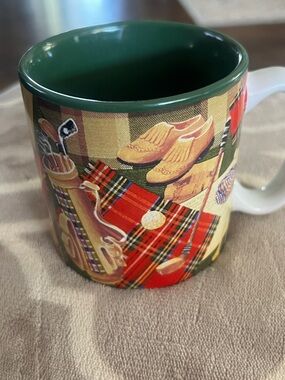 Vintage golf themed mug by Burton & Burton - collectors edition.